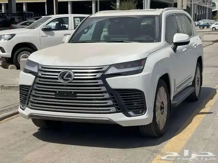لكزس LX 600. BB. بريمي. 2025 4