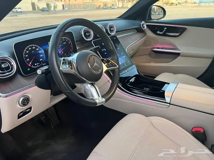 مرسيدس وكالة C300 تم البيع والله يبارك للمشتري 0