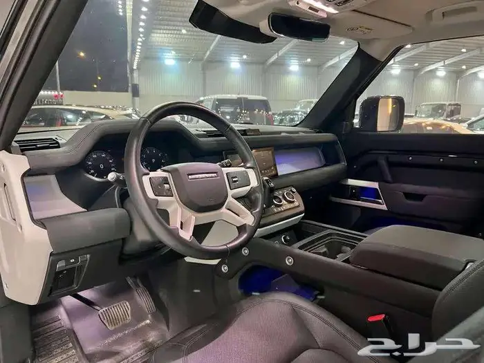 لاند روفر ديفندر V4 90 2023 كاش او اقساط 5