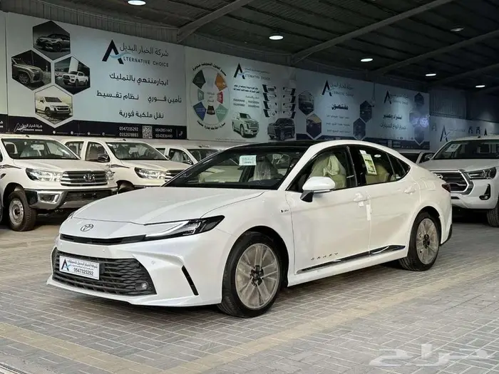 تويوتا كامري LE هايبرد 2025 5
