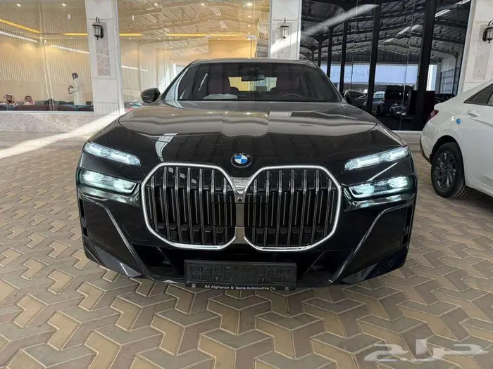 بي إم دبليو BMW 735i موديل 2025 خليجي 0