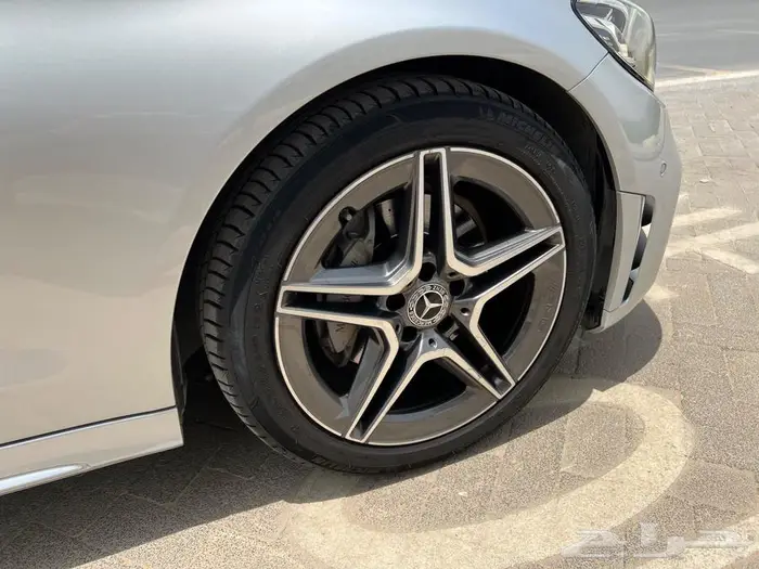 مرسيدس C200 كوبيه AMG 5