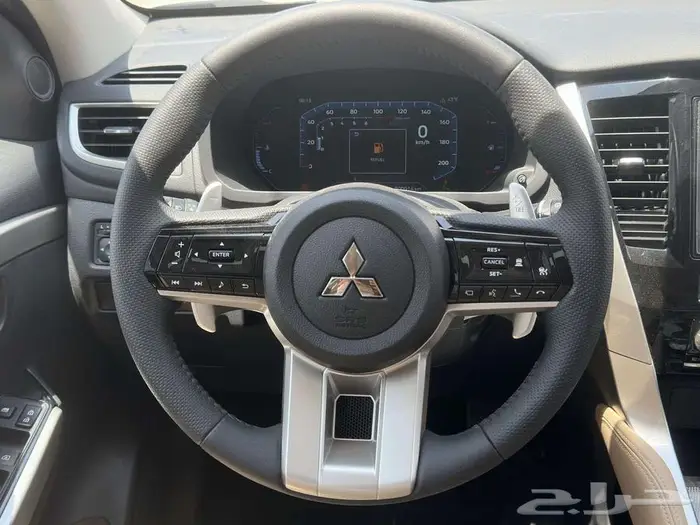 ميتسوبيشي مونتيرو سبورت GLX 2025 6