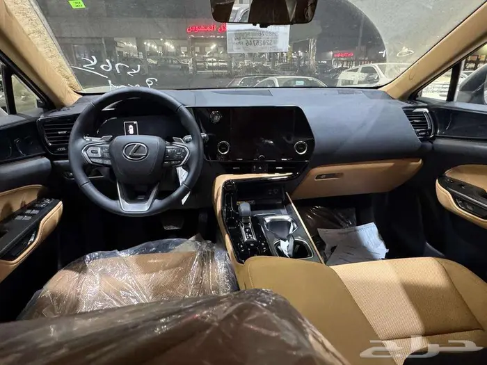 لكزس- NX-350-AA -رصاصى فاتح بنزين موديل 2025 6