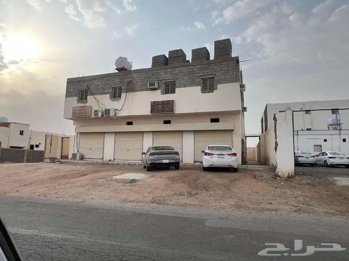 للبيع عمارة تجاري العاقول موقع ممتاز 1