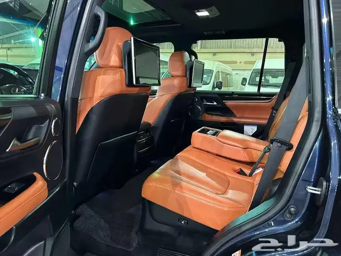 لكزس LX 570 موديل 2017 بدي وكالة مستخدم واحد اخو الجديد 18
