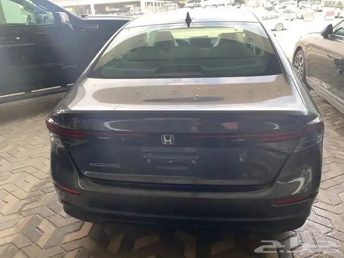 هوندا اكورد EX بنزين 2025 خليجي 2