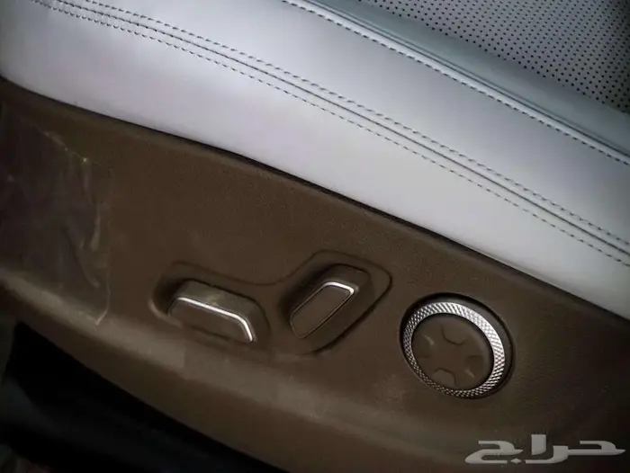 جينيسيس GENISIS GV70 2025 (PREMUIM 2.5T) ( كاش - بنوك ) 13