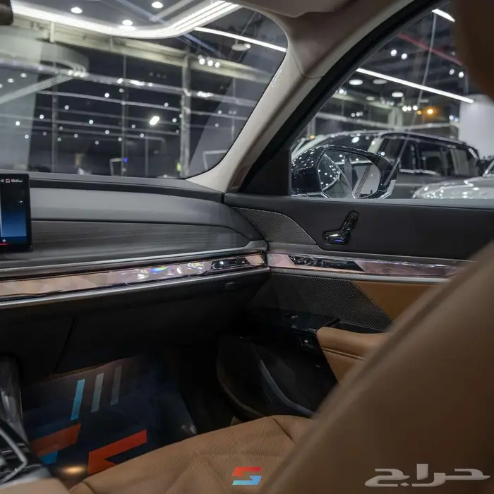 بي ام دبليو 735 موديل 2026 11