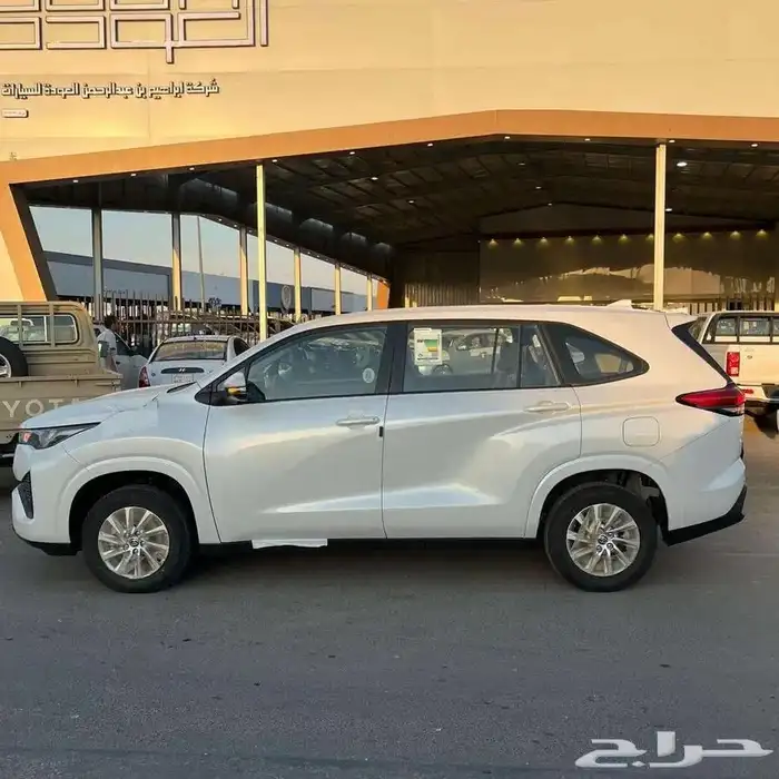 تويوتا انوفا 2025 2