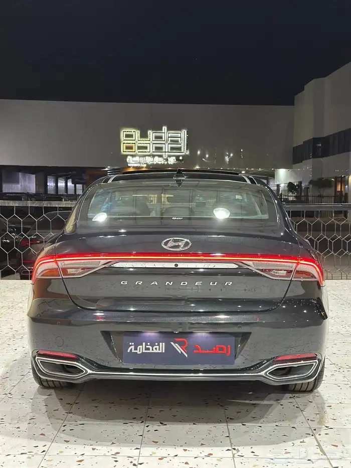 ازيرا V6 نص فل 2021 . رصد الفخامة 10
