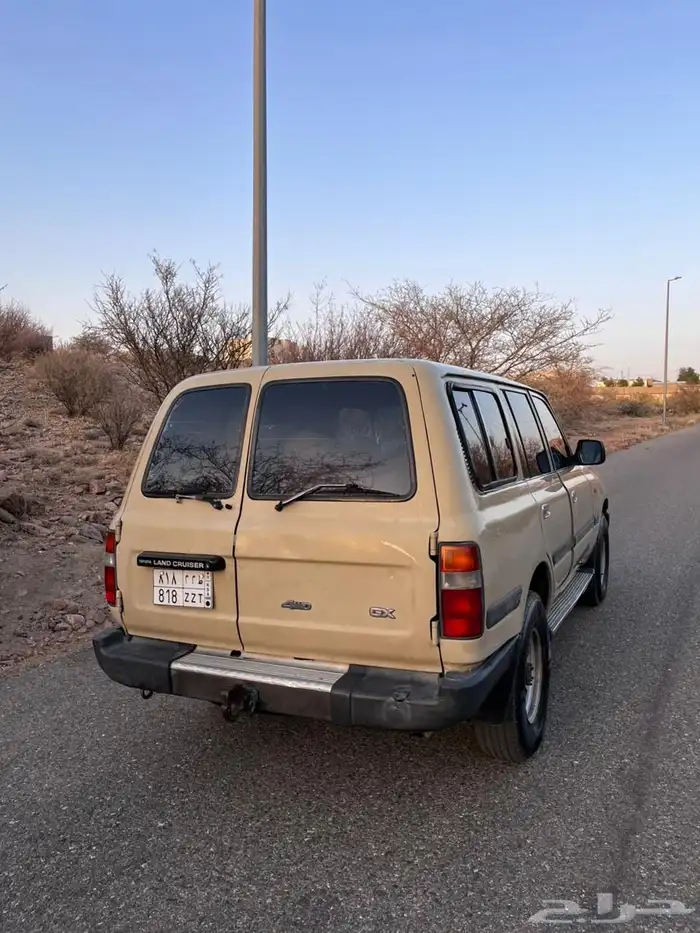جيب صالون موديل 92 نظيف محركات شرط 3