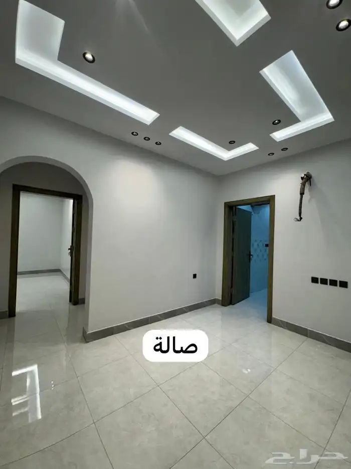 شقة للإيجار بحي الفروسية 9