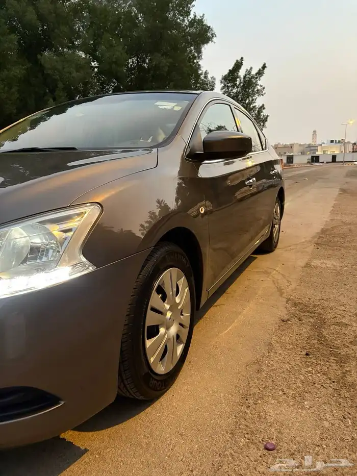 للبيع نيسان سنترا 2014 مالك اول 9
