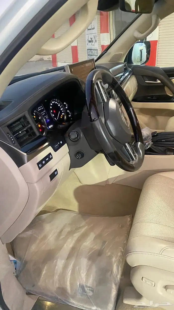 جيب لكزس 2019 سبورت شرط سعودي بيج 17