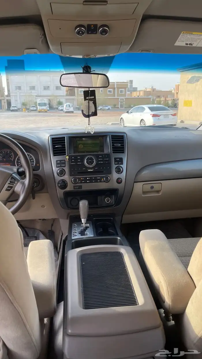 نيسان ارمادا (2015) 11