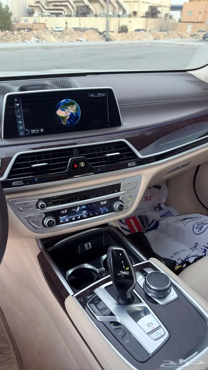 نظييف جدا BMW 750li 2016 - بي ام دبليو الفئة السابعه 2016 26