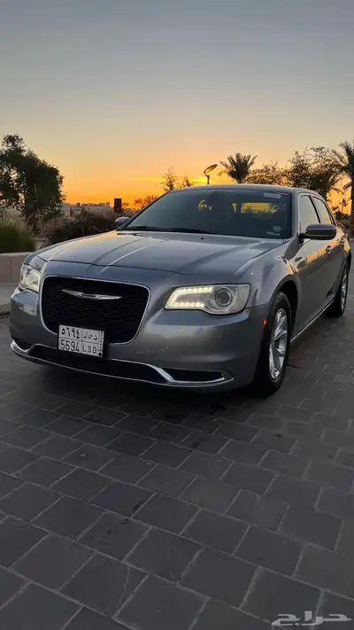 كرايسلر 300c نضيف ممشى قليل index