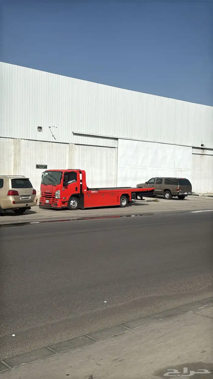 سطحه متجهه للغربيه 0