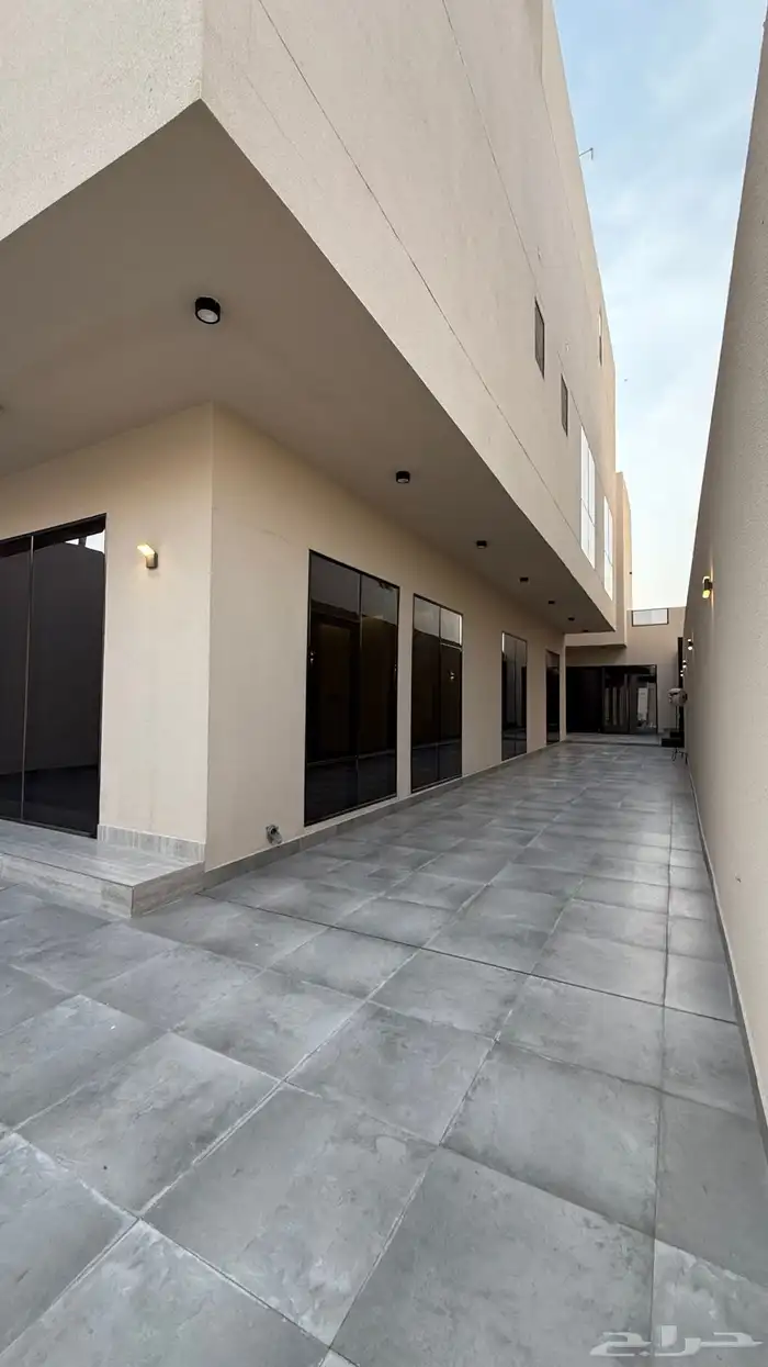 فيلا 375 متر حي الصدفة بالقرب من حديقة الموسى 2