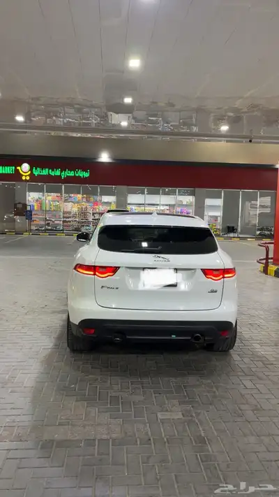 جيب جاكوار F-pace 2017 index