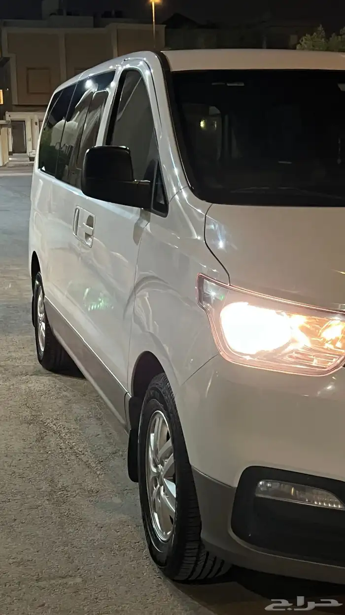 نقل الطلاب إلى المدرسة 1