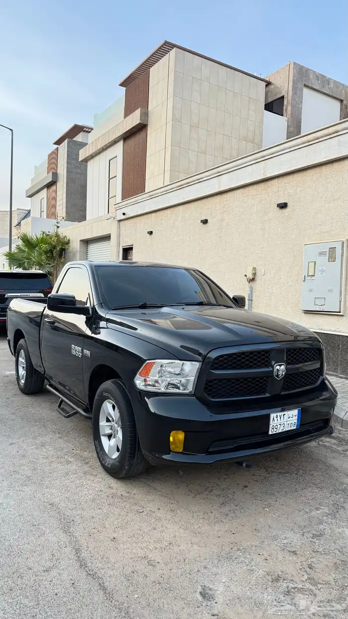 للبيع رام 2018 5.7 هيمي دبل نظيف 0