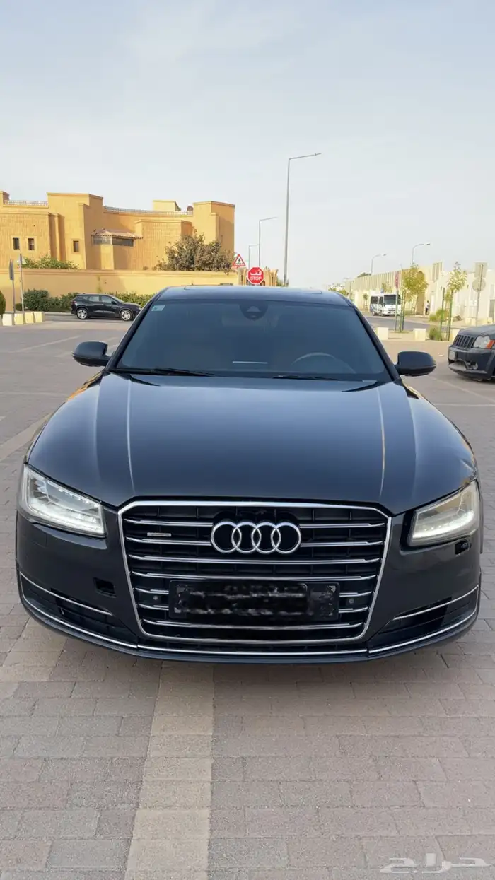 اودي A8 2015 مصدوم صدمة خفيفه 9