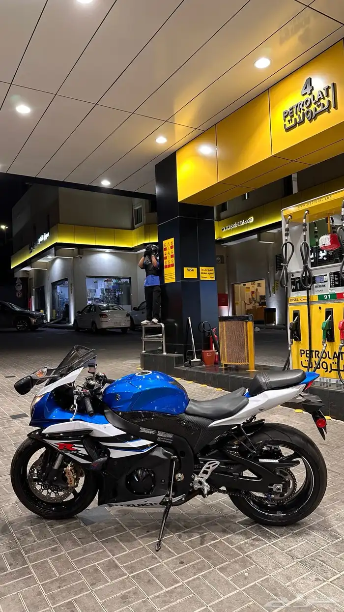 دباب سزوكي 1000R 4