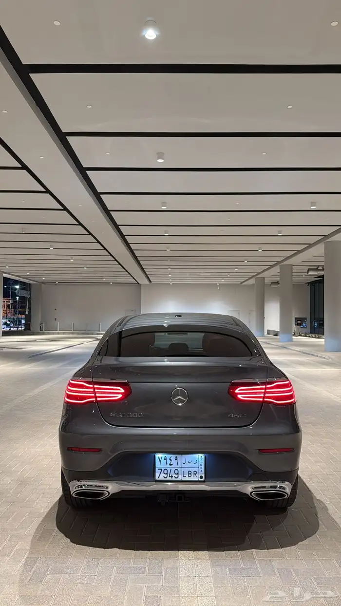 مرسيدس glc300 2017 5