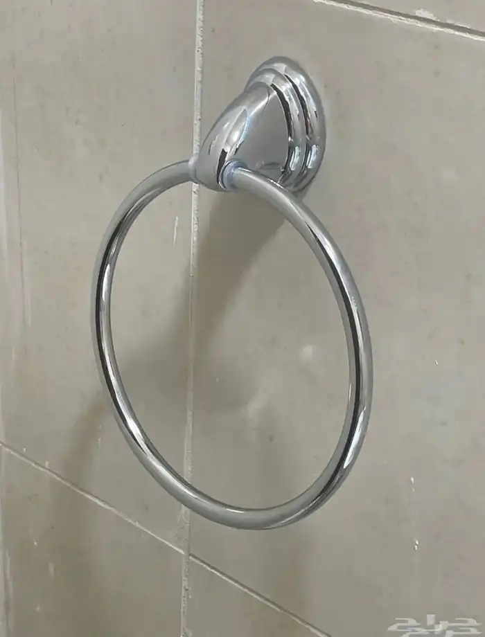 كرسي حمام ومغسله بي اكسسوارتهم. كامله 1