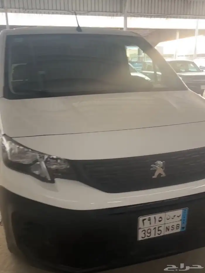 للبيع سيارة بيجو بارتنر 2022 0