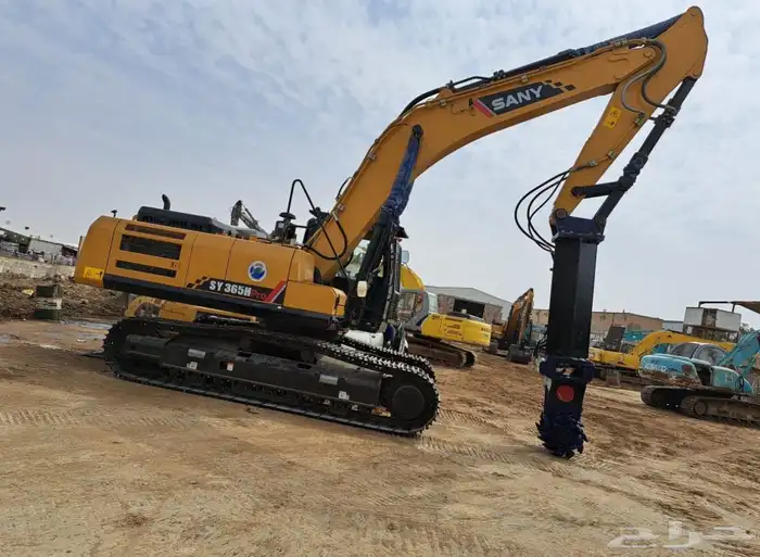 بوكلين بكلين ترنشر ايركات وجنزير للإيجار اليومي والشهري 0