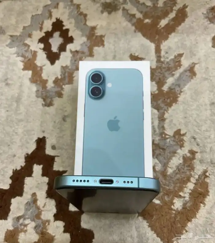 آيفون 16 5