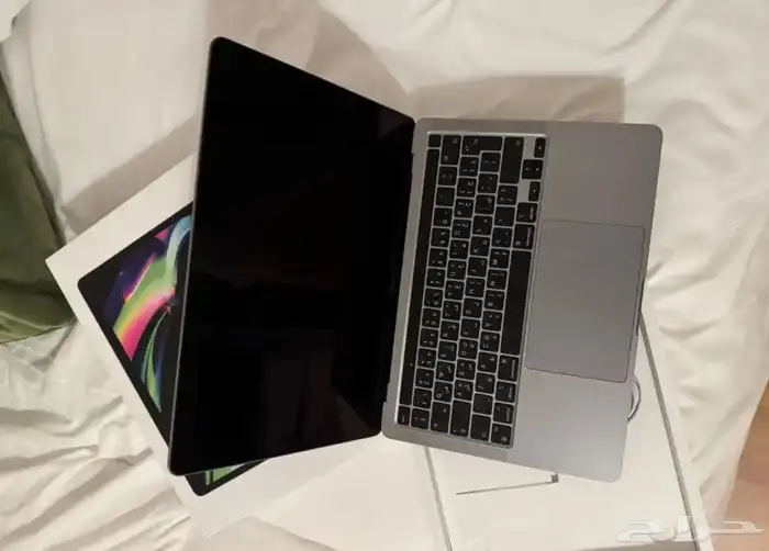 للبيع  MacBook Pro 13  M1 - حالة ممتازة جدا  و نظيف 2
