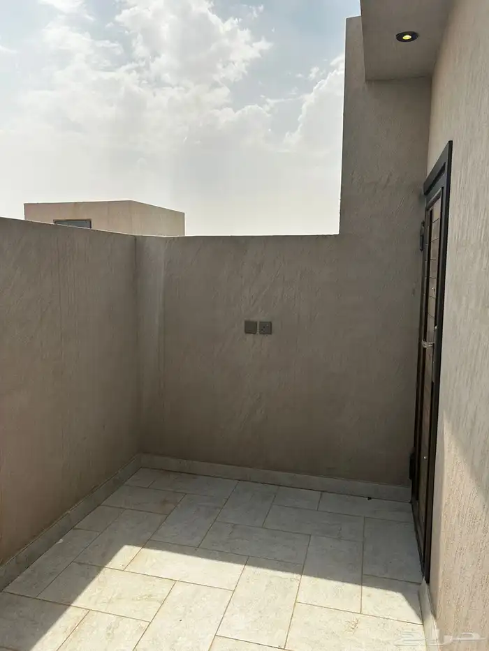 ملحق للايجار 12