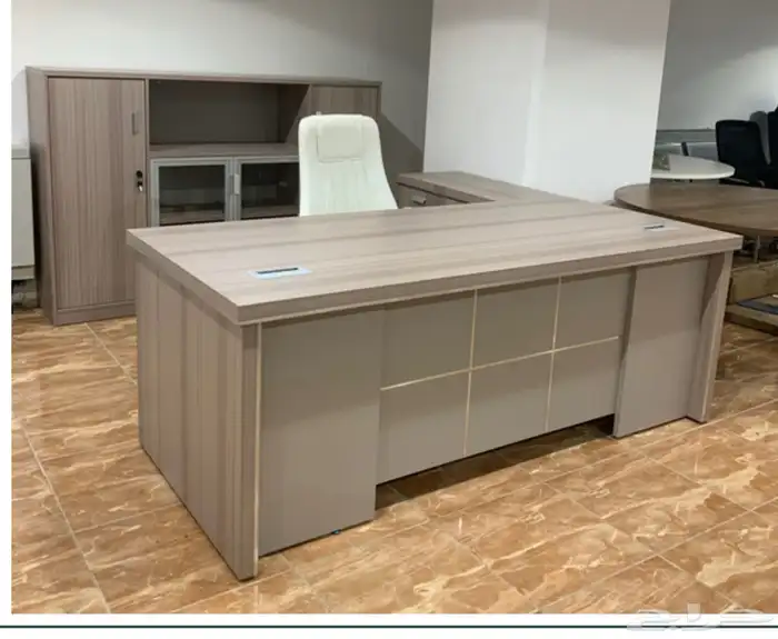 مكتب كرسي 33