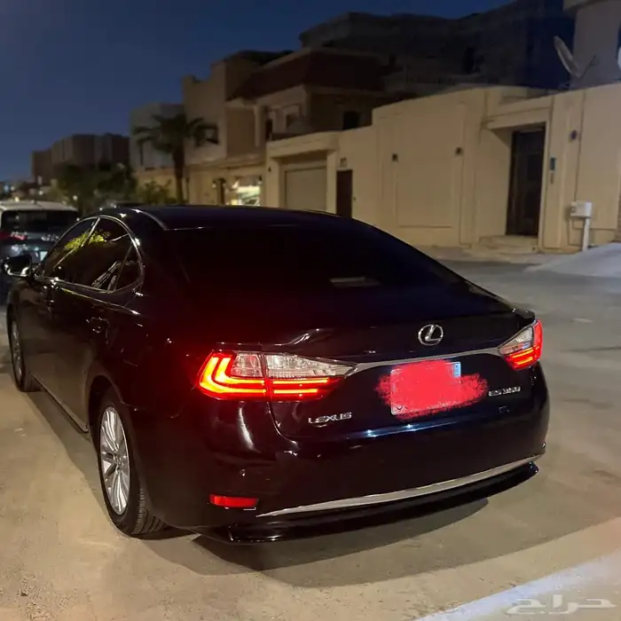 لكزس ES 350 2018 3
