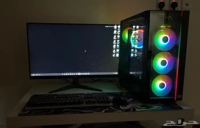 للبيع PC قيمنق   شاشة فخمة 0