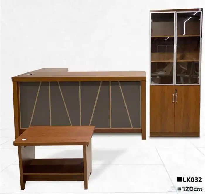 office table and office chairs مكاتب و كراسي 3