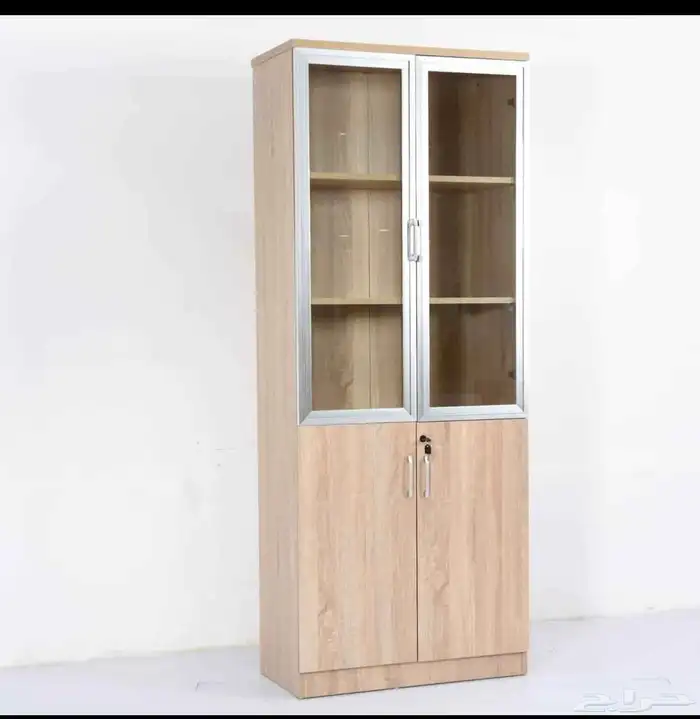 office table and office chairs مكاتب و كراسي 4