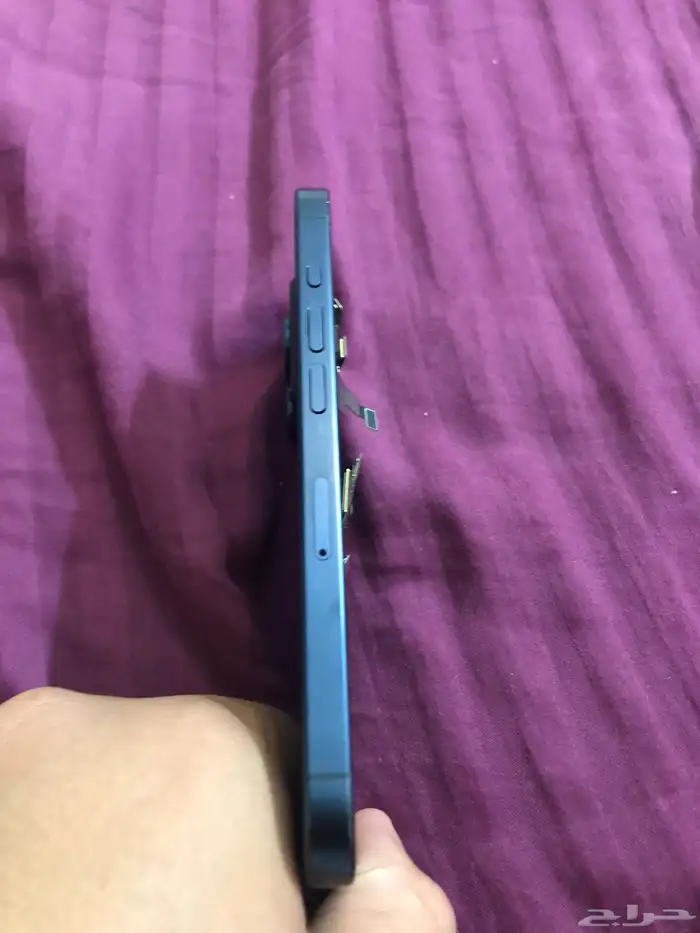 للبيع جرم ايفون15برو 4