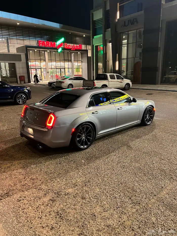 كرايسلر 2014 فل كامل مرهمه srt 2022 الممشى 300 الف v8 3