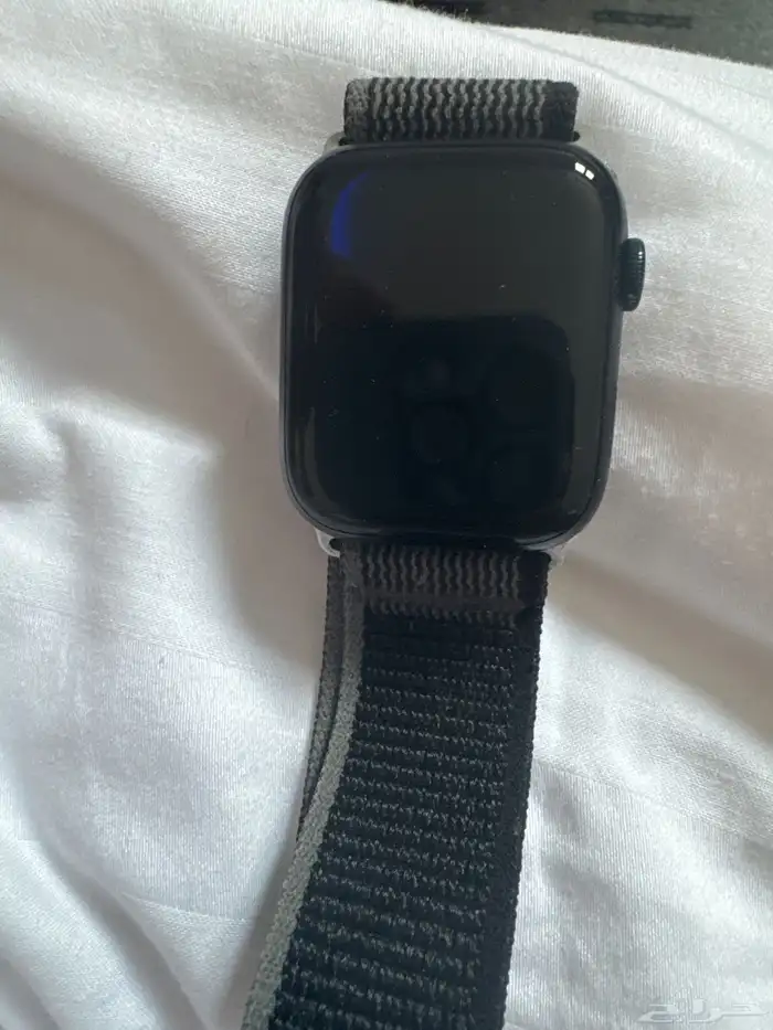 Apple Watch Series 8 3