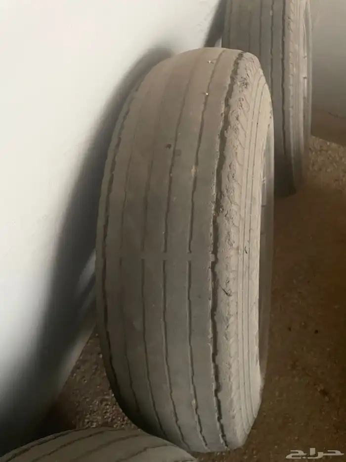كفرات بالون ماكسس 825   17 مع جنوط اف جي تاريخ 23 3