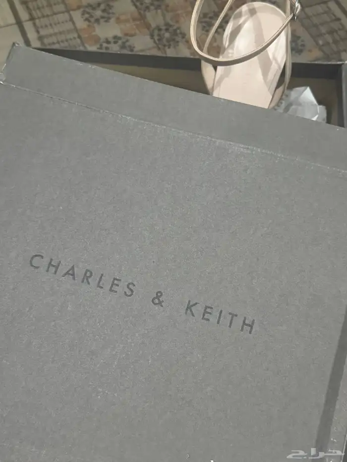 كعب من Charles   Keith 5