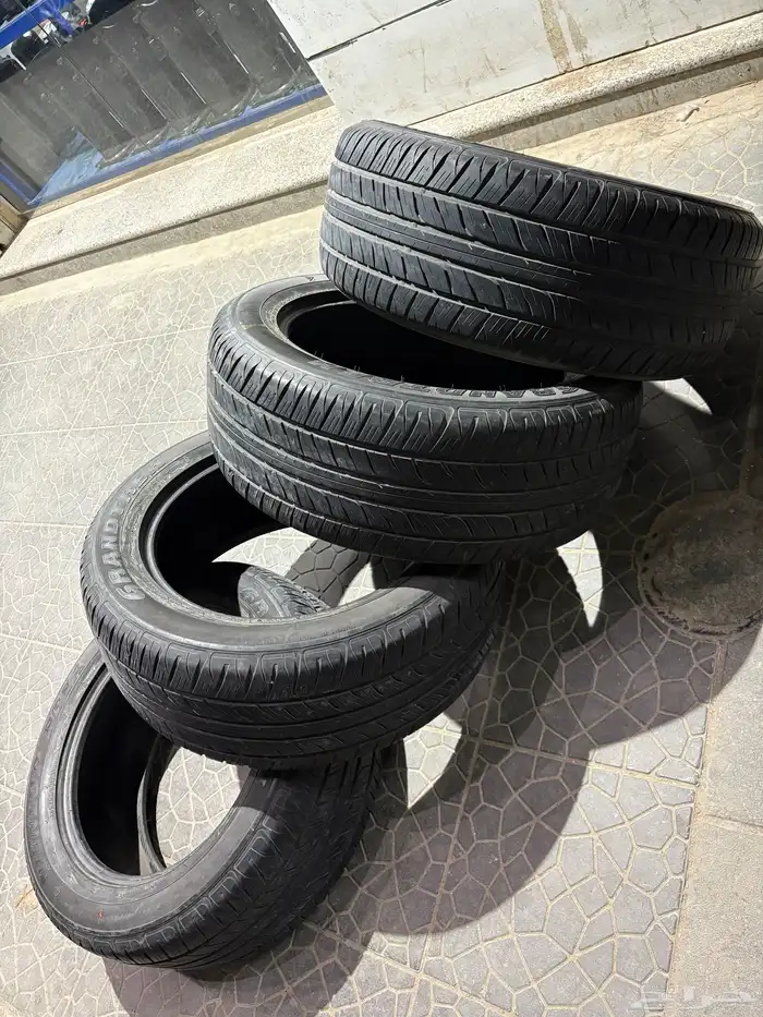 كفرات285 50 20دلوب وكالةجيب لكزز وجيب لندكلوزرنضيفه جدا 1
