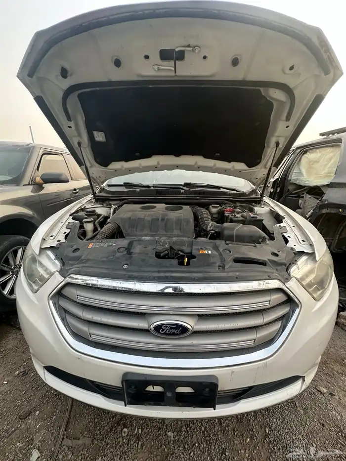 قطع غيار فورد توروس 2015 21