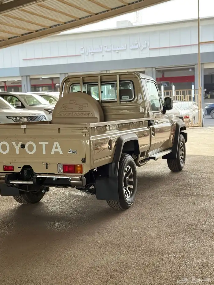 للبيع شاص 2025 ديزل فل كامل اصفار 7