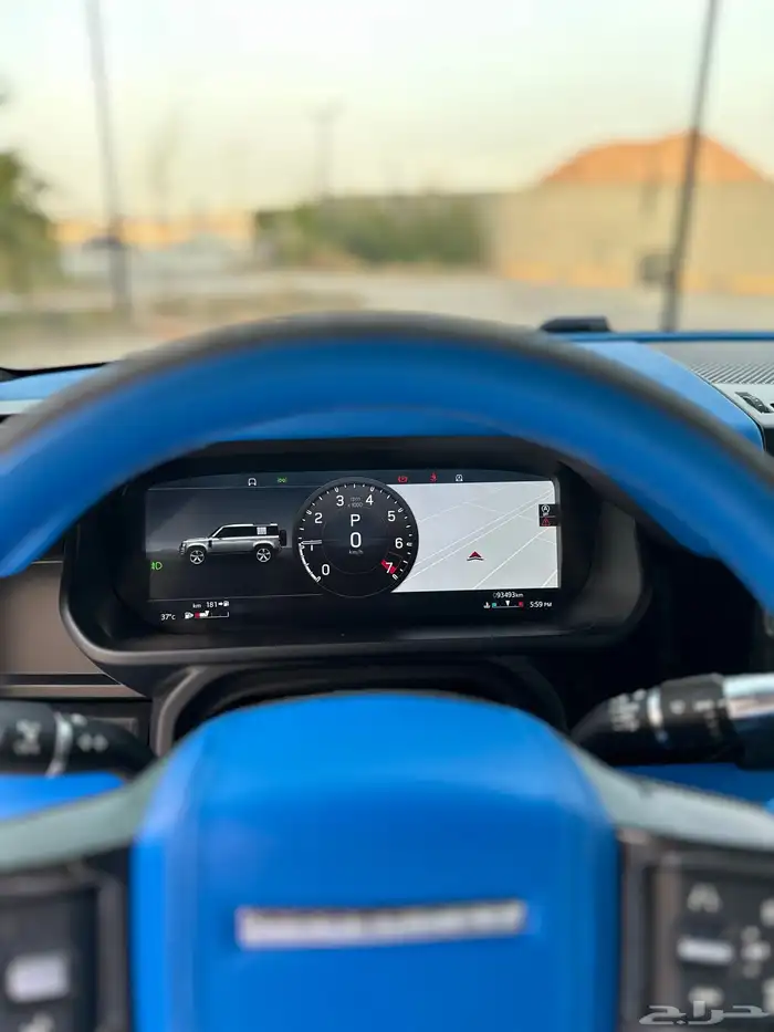 ديفندر HSE 2021 V6 اوربن 34